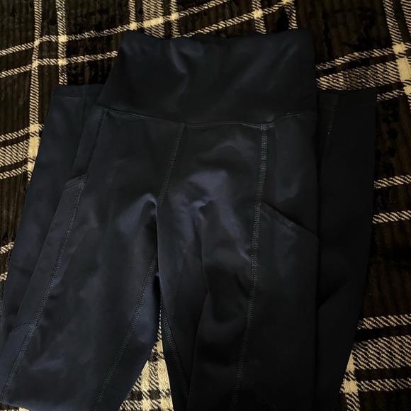 American Eagle leggings, navy blue with pockets size extra small - Picture 1 of 2
